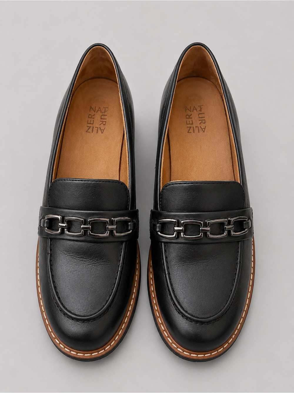 Naturalizer Black Leather Chain-Accent Loafers